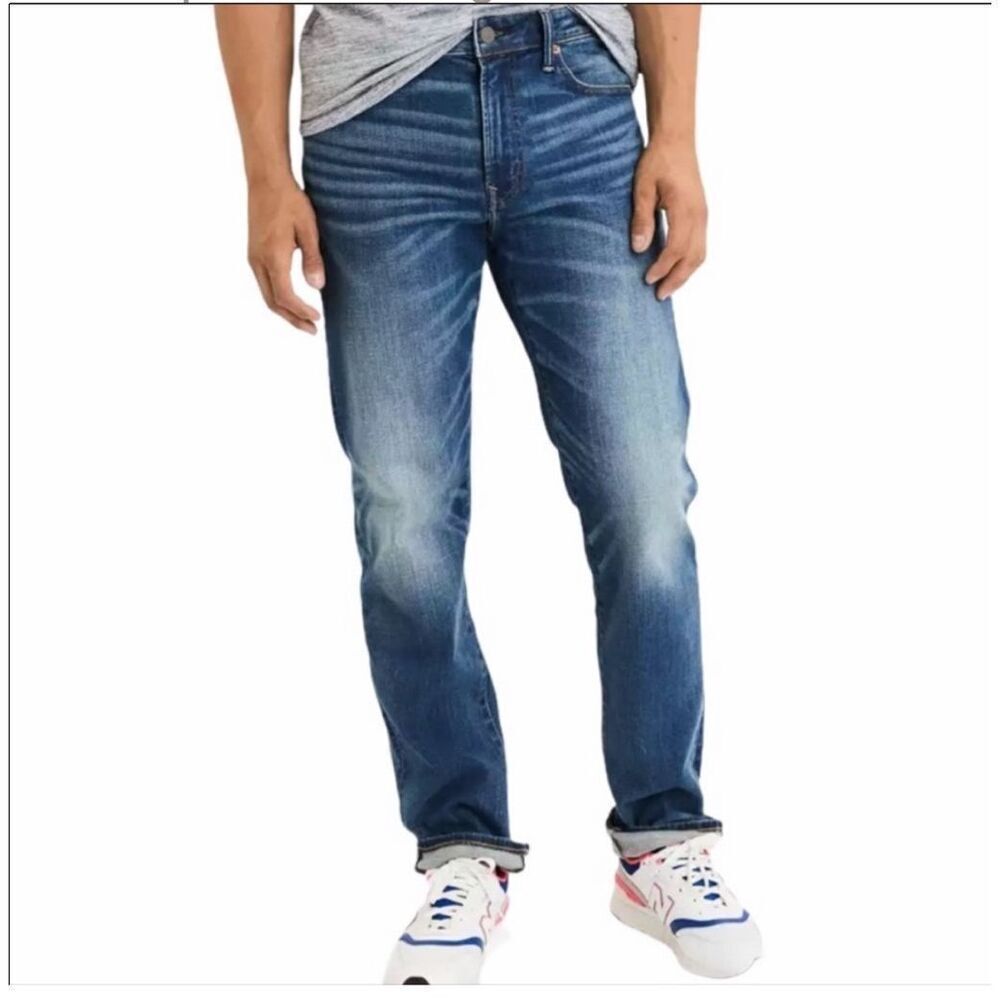 American Eagle AEO Original Straight Jeans Size 30